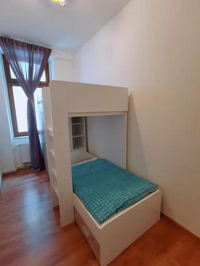 Familienfreundliches Apartment Im Zentrum Fuer Geschaeftsreisen Und Privat Дрезден Екстер'єр фото